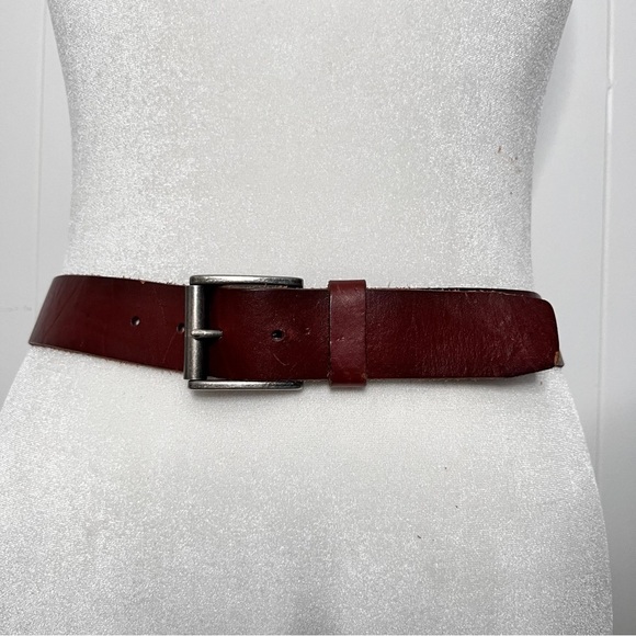 Relic Brown Genuine Leather Belt Silver-tone buckle Men's Size 34 - Picture 1 of 7